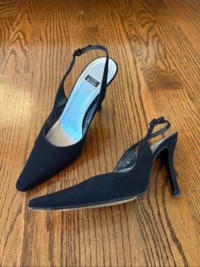Stuart Weitzman Crepe Black Pointed Slingback Heels 7.5